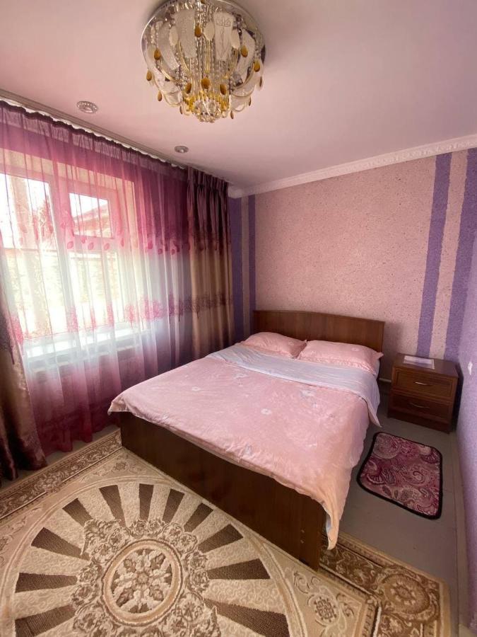 Naryn Guest House Buitenkant foto